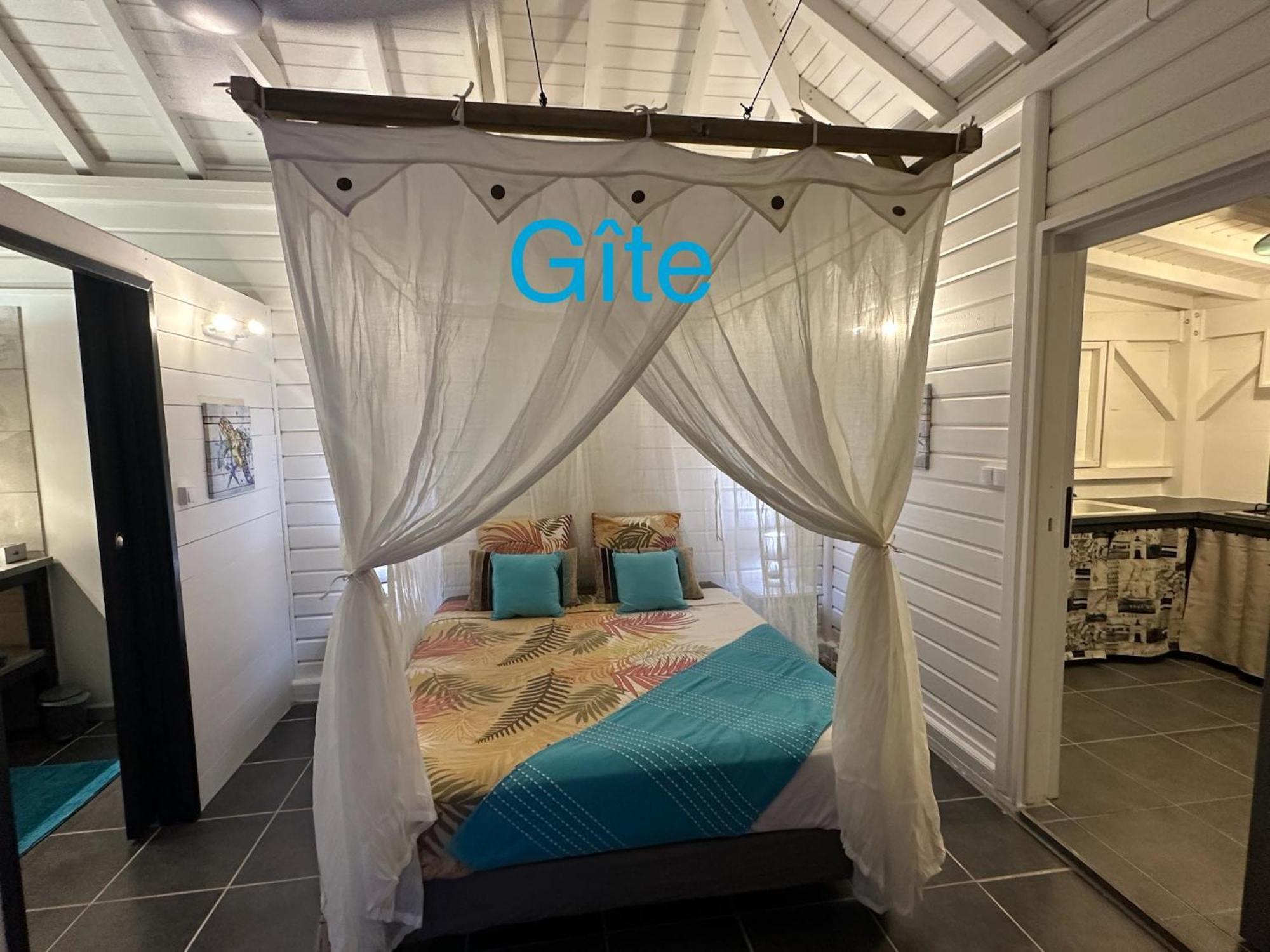 Au Bel'Vue Chez Sandrine "Gite & Chambre D'Hotes" Ле-Муль Екстер'єр фото